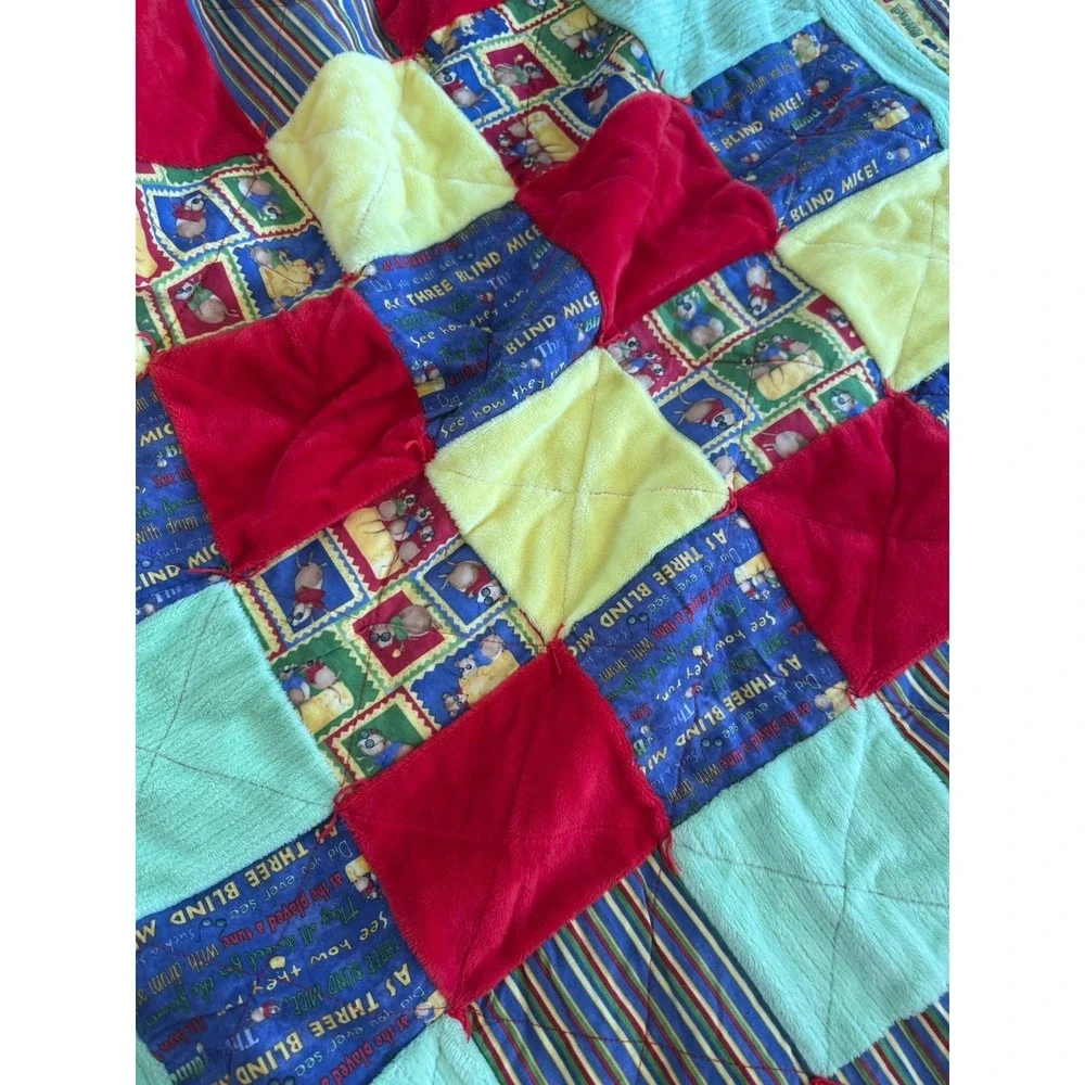 Vintage‎ Handmade Three Blind Mice Patchwork Baby Quilt Blanket Nursery Rhyme